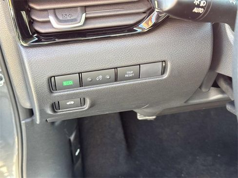 New 2025 Nissan Sentra SV image 23