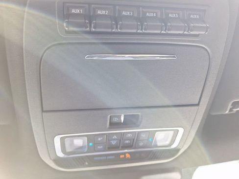Used 2023 Ford F150 Raptor AWD/4WD image 28