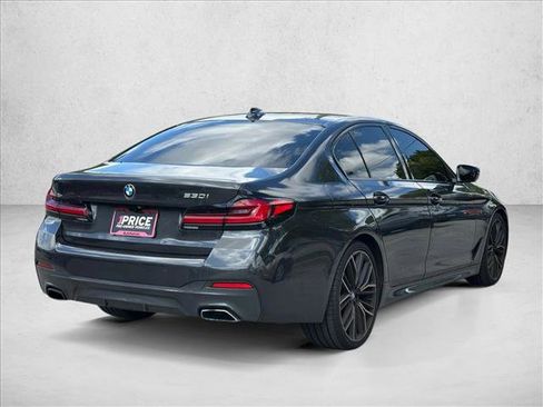 Used 2021 BMW 530i w/ M Sport Package RWD image 3