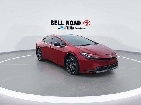 Used 2025 Toyota Prius Limited AWD/4WD image 2