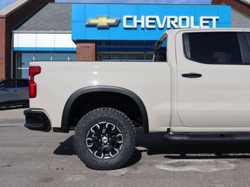 New 2026 Chevrolet Silverado 1500 ZR2 w/ LPO, Dark Essentials Package image 40