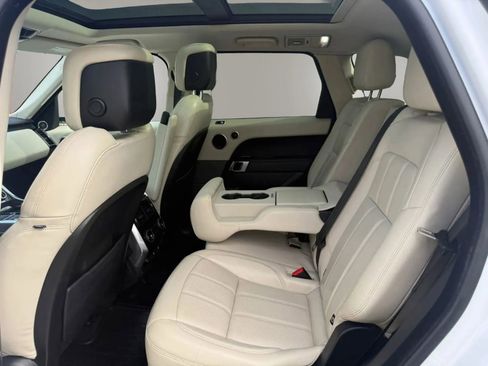 Used 2019 Land Rover Range Rover Sport HSE AWD/4WD image 36