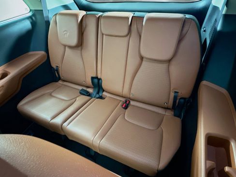 Used 2022 Kia Carnival SX Prestige FWD image 31