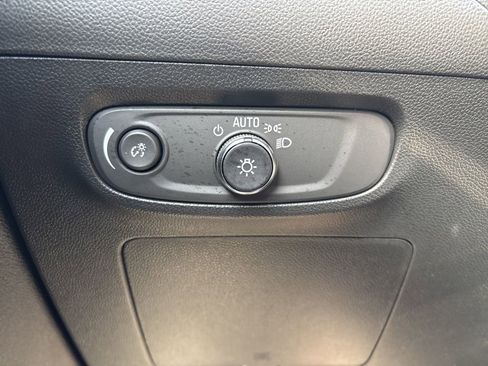 Used 2024 Buick Encore GX Preferred image 19