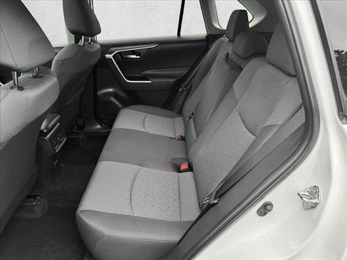 Certified 2025 Toyota RAV4 XLE w/ Convenience Package AWD/4WD image 18
