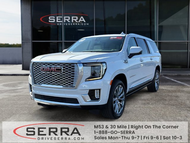 Used 2021 GMC Yukon XL Denali w/ Denali Ultimate Package AWD/4WD image 1