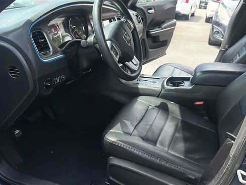 Used 2014 Dodge Charger SE RWD image 21