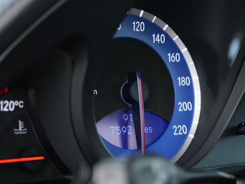 Used 2006 Mercedes-Benz SLR image 34