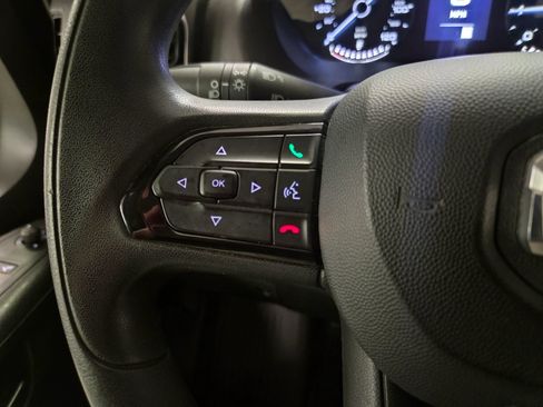 Used 2025 RAM ProMaster 2500 w/ Convenience Group FWD image 20