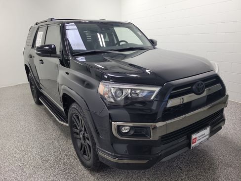 Certified 2021 Toyota 4Runner Nightshade AWD/4WD image 3
