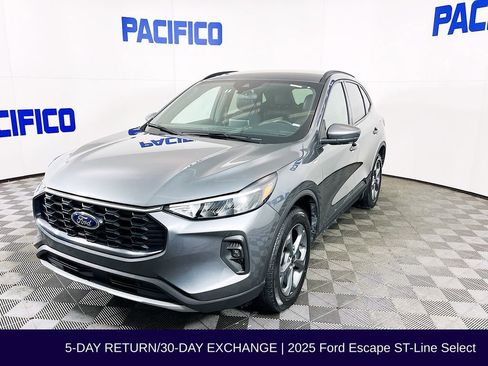 Used 2025 Ford Escape ST-Line Select image 4