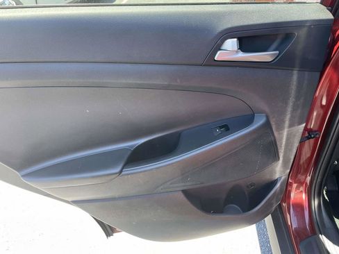 Used 2019 Hyundai Tucson Value w/ Cargo Package FWD image 19