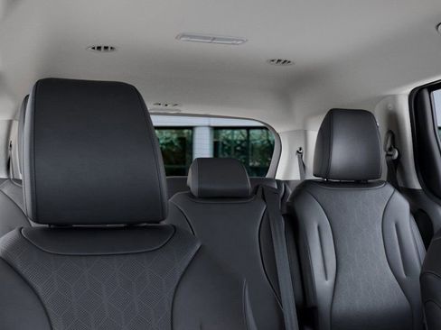 New 2026 Kia Carnival image 27