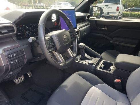 Used 2024 Toyota Tacoma TRD Sport image 13