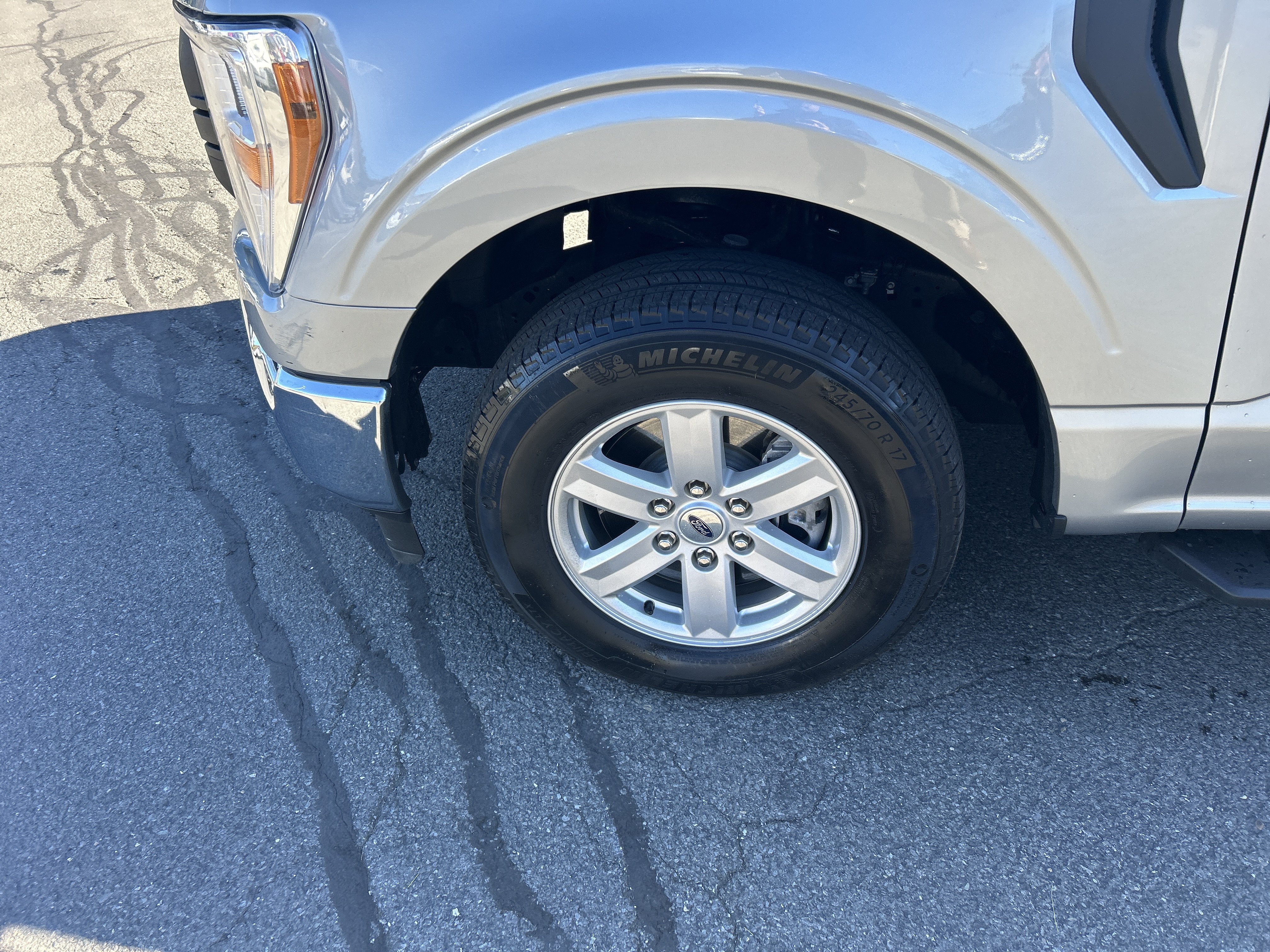 Used 2021 Ford F150 XL w/ Equipment Group 101A High RWD image 4
