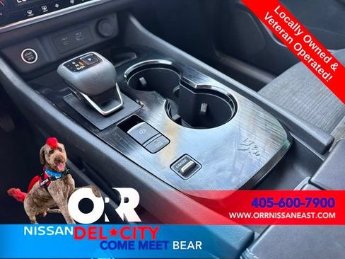 Used 2023 Nissan Rogue SV FWD image 26