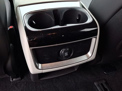 Certified 2024 Kia Carnival EX FWD image 11