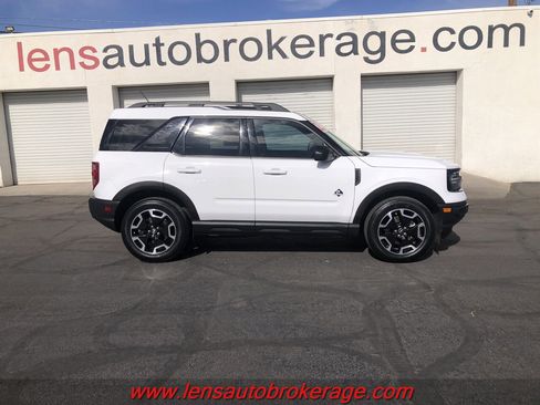 Used 2023 Ford Bronco Sport Outer Banks image 1