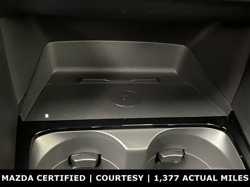Certified 2025 MAZDA MAZDA3 Hatchback w/Premium Plus Pkg image 25