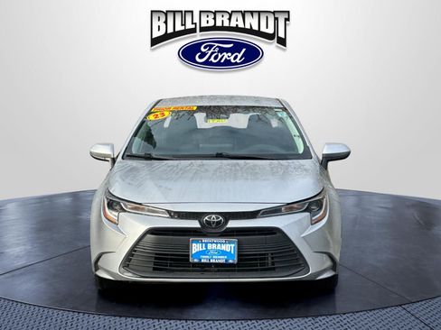 Used 2023 Toyota Corolla LE FWD image 5