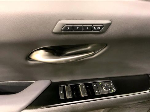 Certified 2025 Lexus UX 300h F SPORT Handling image 35