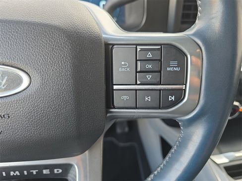 Used 2024 Ford F250 Limited image 16