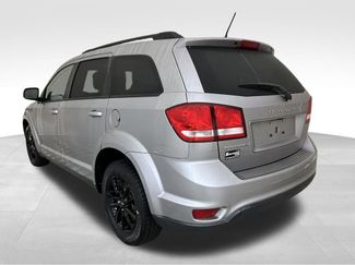 Used 2019 Dodge Journey SE w/ Connectivity Group video 3
