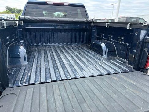 Used 2021 Chevrolet Silverado 1500 RST AWD/4WD image 11