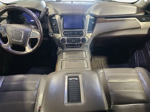 Used 2018 GMC Yukon XL Denali w/ Open Road Package image 10