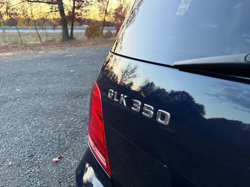 Used 2015 Mercedes-Benz GLK 350 4MATIC image 11