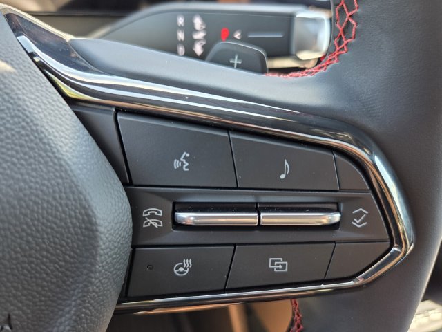 New 2027 Chevrolet Traverse RS w/ LPO, Floor Liner Package FWD image 18