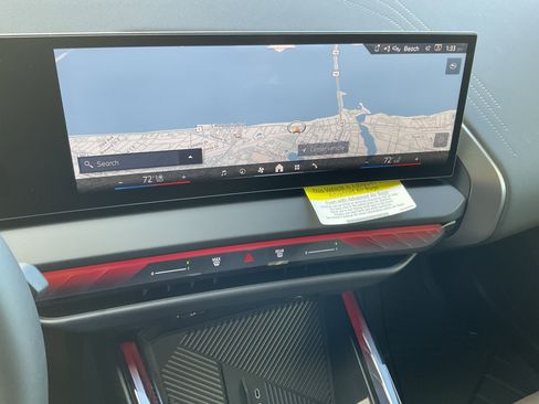 New 2026 BMW X3 xDrive30 w/ Premium Package image 18