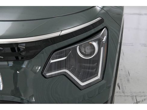 New 2025 Kia Niro Wind image 9