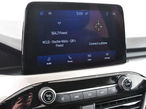 Used 2022 Ford Escape SE w/ SE Sport Appearance Package image 28