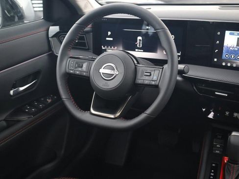 New 2026 Nissan Kicks SR w/ SR Premium Package image 25