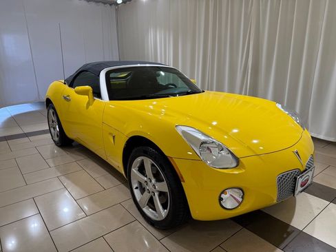 Used 2007 Pontiac Solstice Convertible w/ Preferred Package RWD image 7
