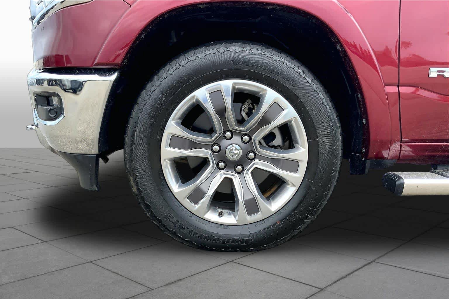 Used 2022 RAM 1500 Limited AWD/4WD image 10