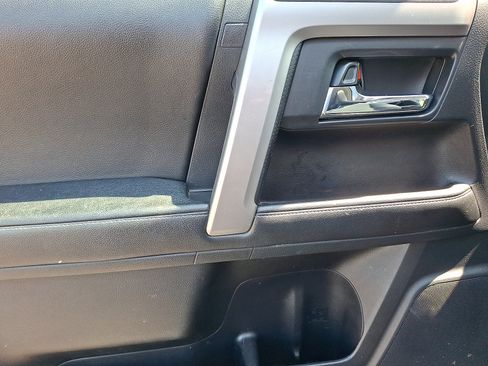 Used 2014 Toyota 4Runner SR5 Premium AWD/4WD image 12
