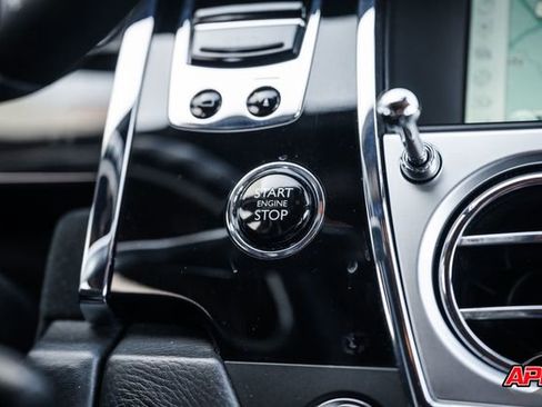 Used 2017 Rolls-Royce Ghost RWD image 25