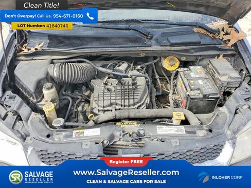 Used 2016 Dodge Grand Caravan SXT w/ UConnect Hands-Free Group image 16