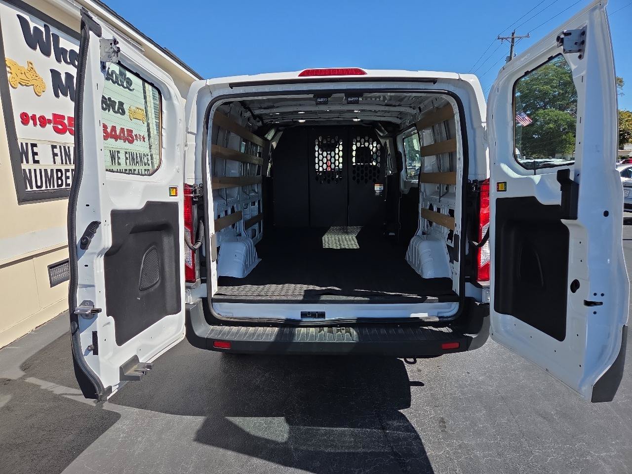 Used 2025 Ford Transit 250 Low Roof w/ Exterior Upgrade Package RWD image 8