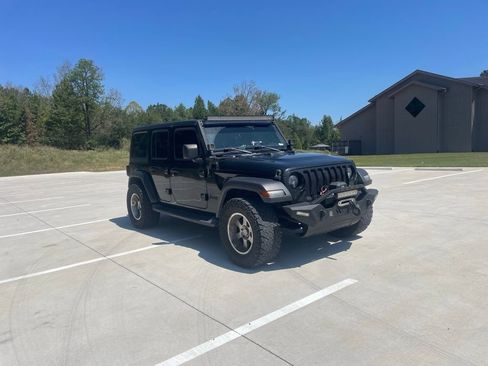 Used 2021 Jeep Wrangler Unlimited Sport AWD/4WD image 4