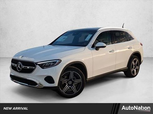 Certified 2026 Mercedes-Benz GLC 300 image 1
