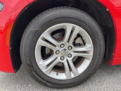 Used 2023 Dodge Charger SXT image 9