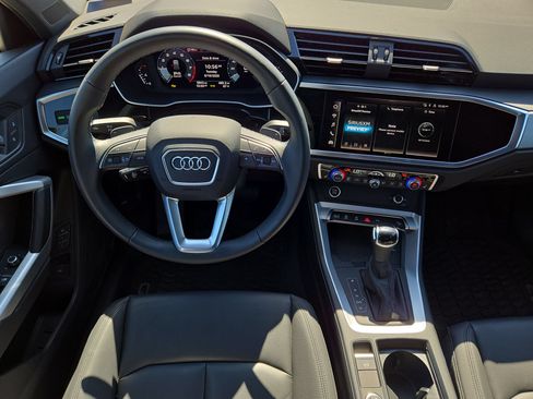 Certified 2025 Audi Q3 2.0T Premium w/ Convenience Package AWD/4WD image 14