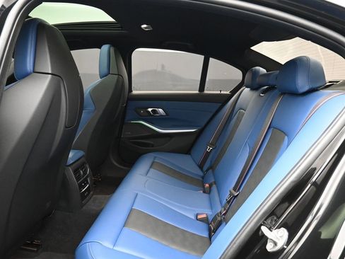 Used 2023 BMW M3 Competition w/ M Carbon Exterior Package image 22