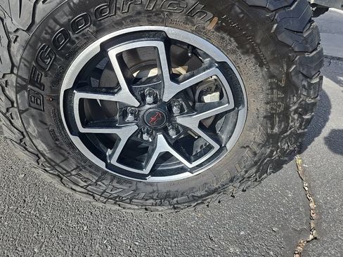 Used 2020 Jeep Wrangler Unlimited Rubicon w/ Steel Bumper Group AWD/4WD image 37