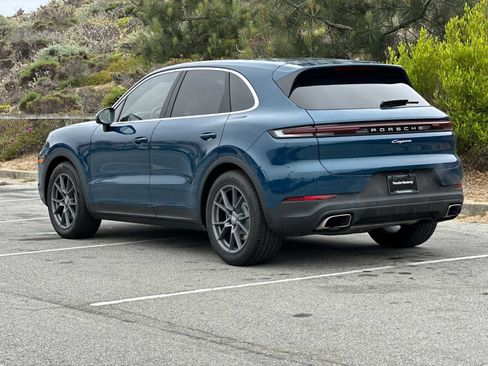 Certified 2024 Porsche Cayenne image 3