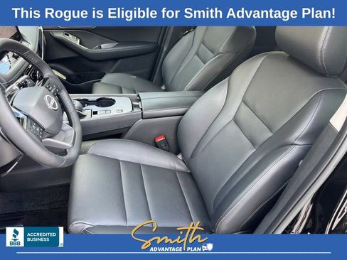 Used 2025 Nissan Rogue SL image 17