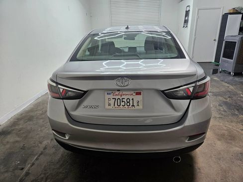 Used 2019 Toyota Yaris LE FWD image 6